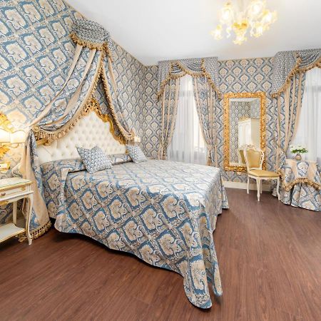 La Veneziana Boutique Rooms ภายนอก รูปภาพ