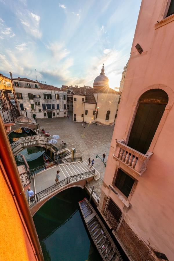 La Veneziana Boutique Rooms ภายนอก รูปภาพ