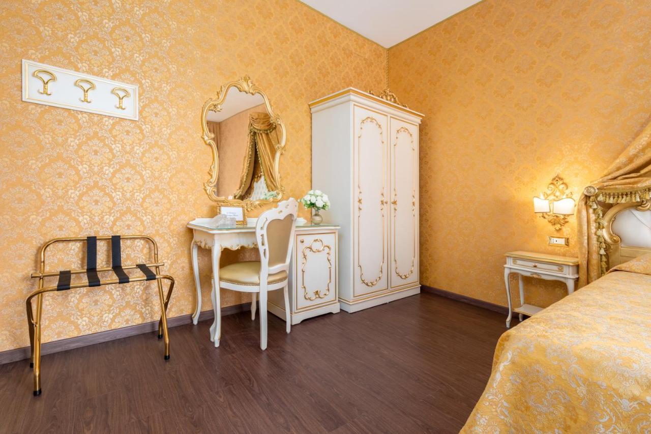 La Veneziana Boutique Rooms ภายนอก รูปภาพ