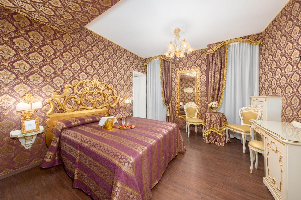 La Veneziana Boutique Rooms ภายนอก รูปภาพ