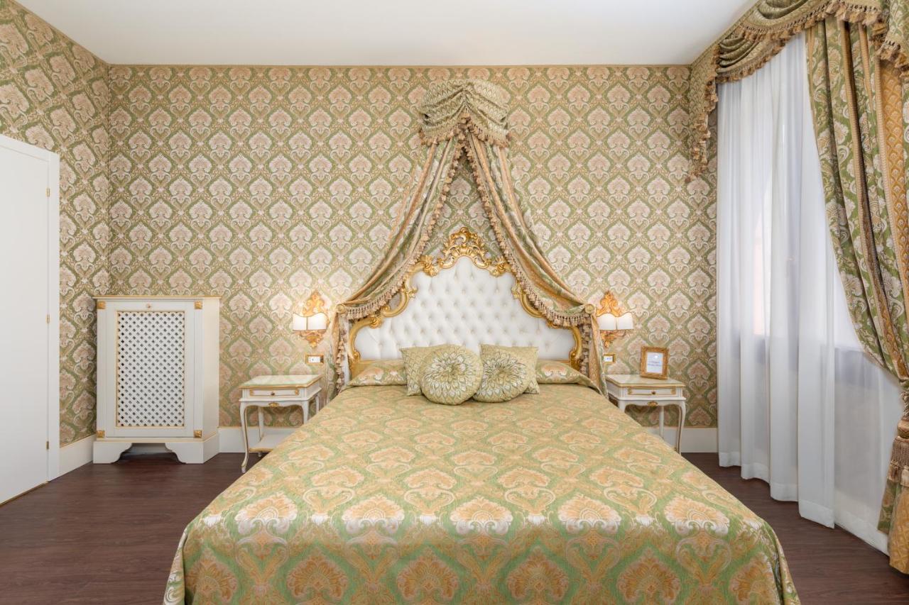 La Veneziana Boutique Rooms ภายนอก รูปภาพ