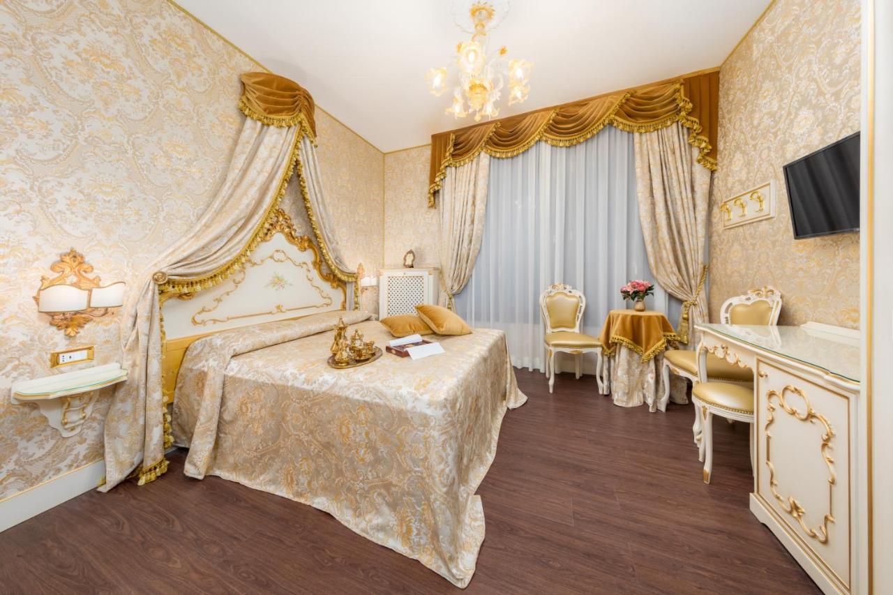 La Veneziana Boutique Rooms ภายนอก รูปภาพ